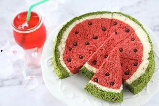 吃瓜群众凝视蛋糕,吃瓜群众的甜蜜聚焦