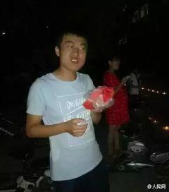 监考老师吃瓜群众,监考老师与吃瓜群众的趣味互动瞬间