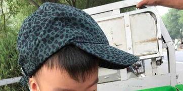 二娃吃群众瓜视频,一场爆笑的街头美食盛宴