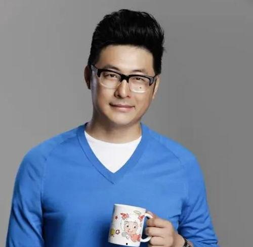 王岳伦吃瓜群众是谁啊,背后的故事与真相